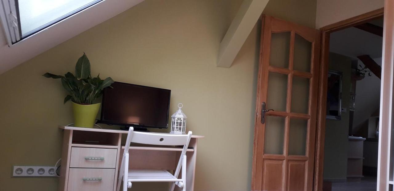 Diana Apartmanhaz ケストヘイ エクステリア 写真