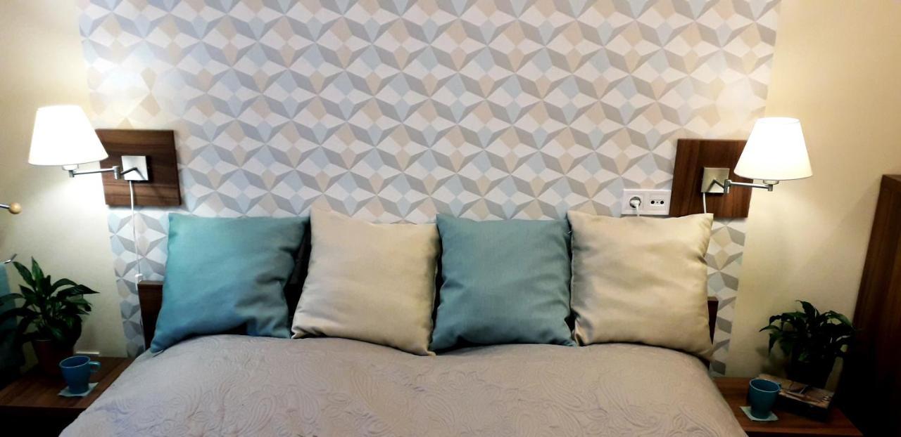 Diana Apartmanhaz ケストヘイ エクステリア 写真